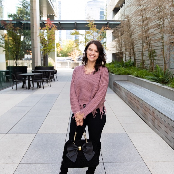 LOOK AT ME SWEATER - Picture 2 of 6